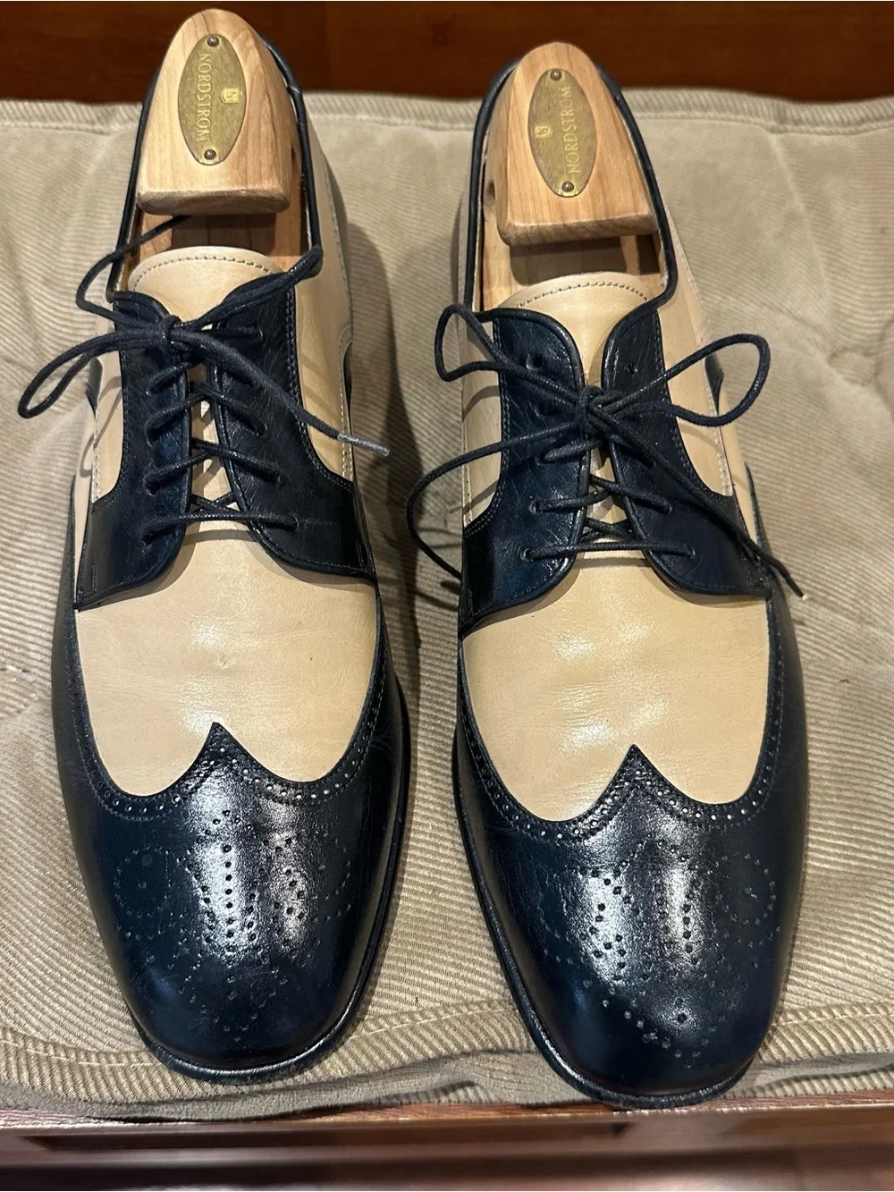 Soulier’s Men's Two-Tone Black and Cream Wingtip Derby Shoes.